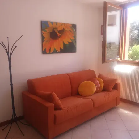 Oltre Il Poggio Del Sole *